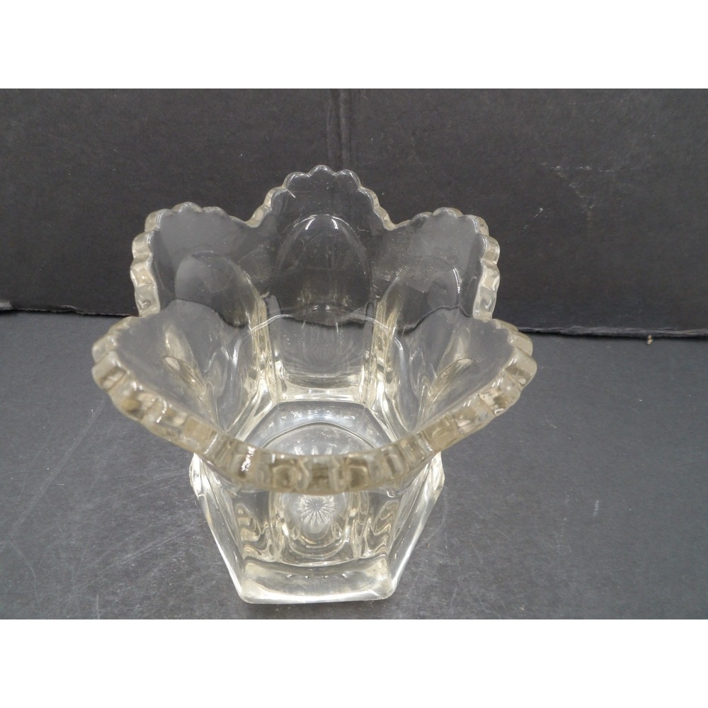 Vintage Heisey Ruffled Edge Cup - Picture 2 of 5